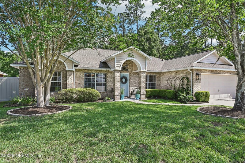 10383 Meadow Point Dr, Jacksonville, FL 32221