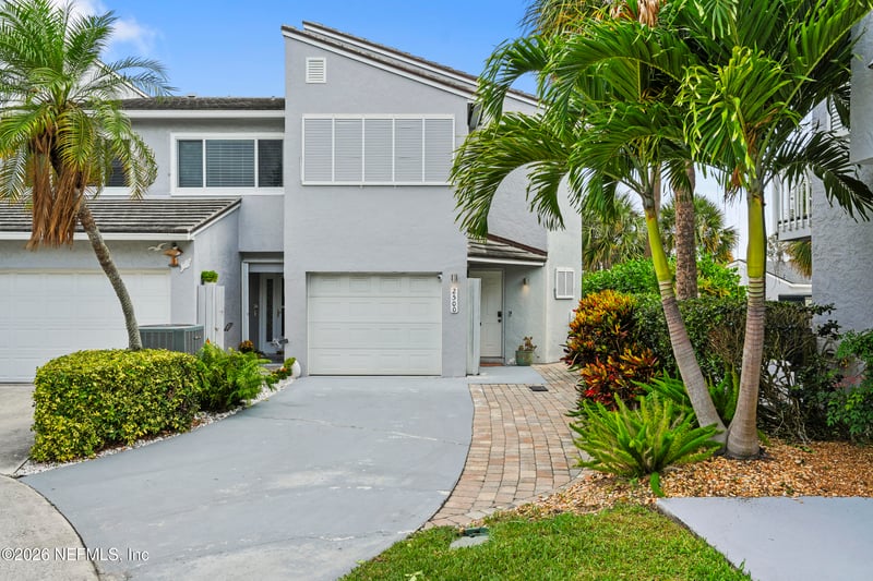 2500 Harbour Cove Dr, Fort Pierce, FL 34949