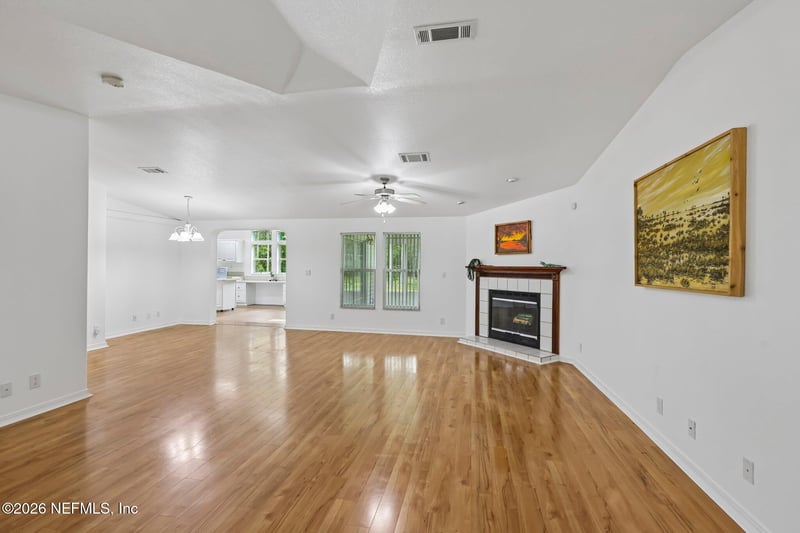 341 Volusian Forest Trl, Pierson, FL 32180