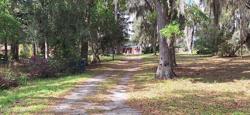 1900 Holly Oaks Lake Rd, Jacksonville, FL 32225