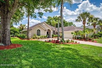 700 Bearberry Ct, St Johns, FL 32259