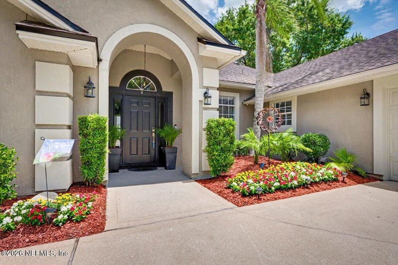 700 Bearberry Ct, St Johns, FL 32259