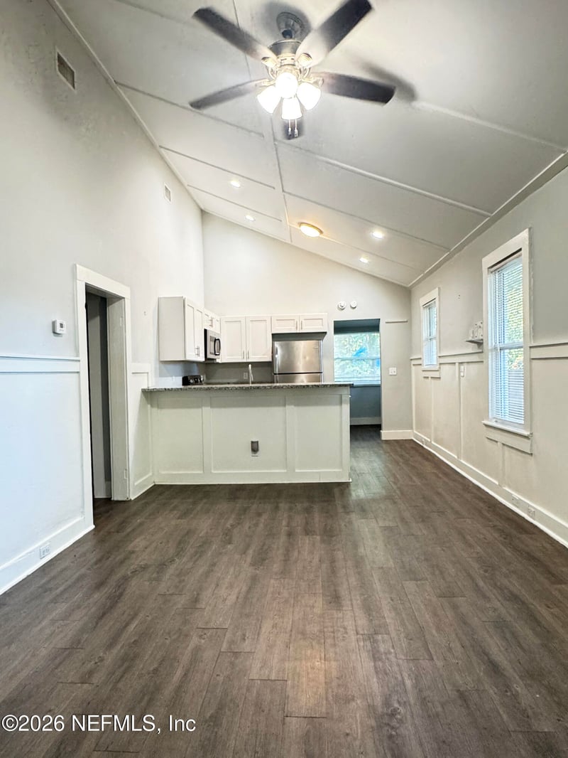 2745 Gilmore St, Jacksonville, FL 32205
