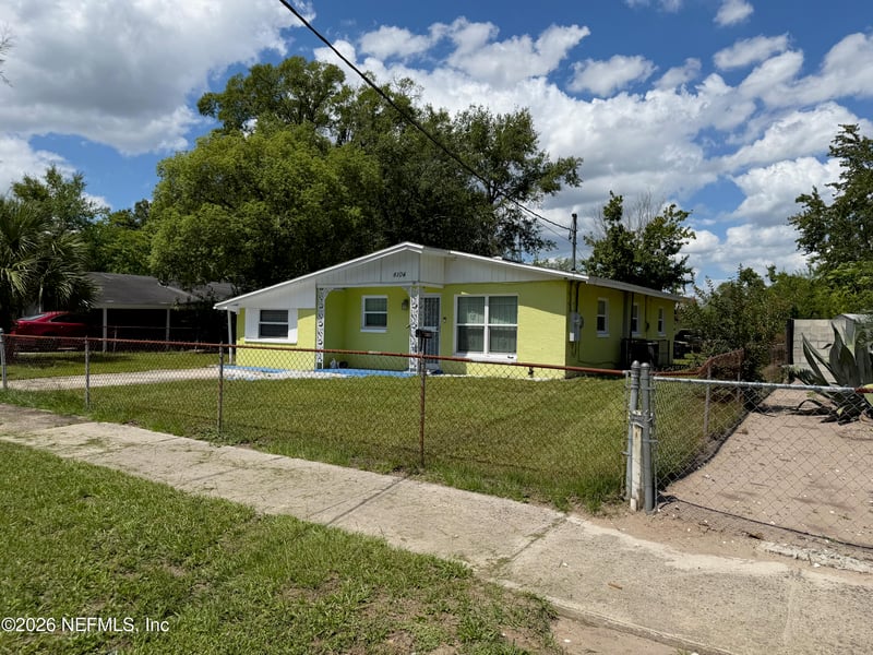 4104 Leonard Cir, Jacksonville, FL 32209