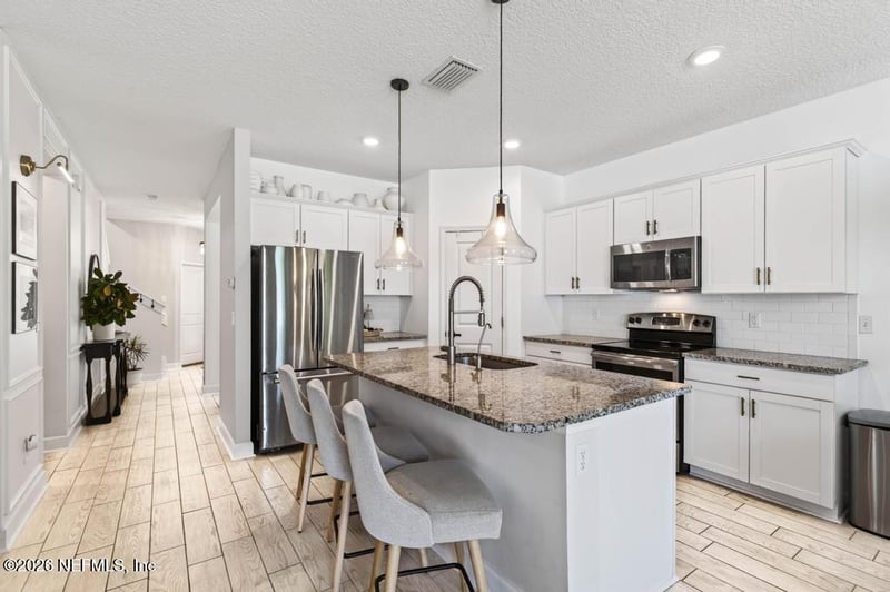 63 Forest Edge Dr, St Johns, FL 32259