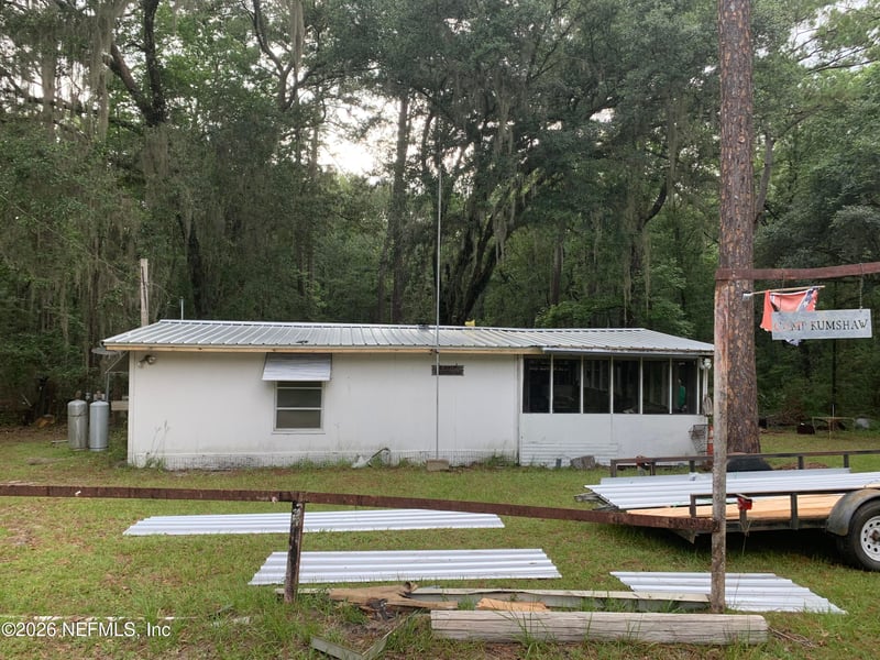 15171 Foxridge Trl, Sanderson, FL 32087