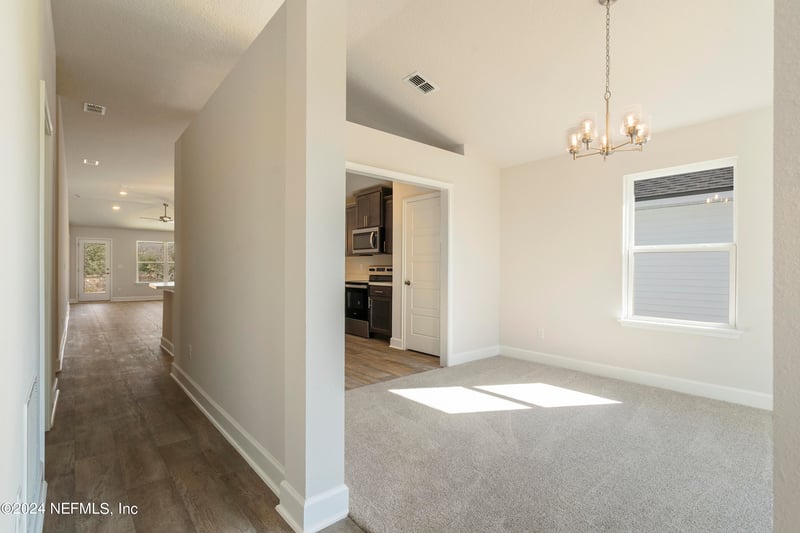 8345 Helmsley Blvd, Jacksonville, FL 32219
