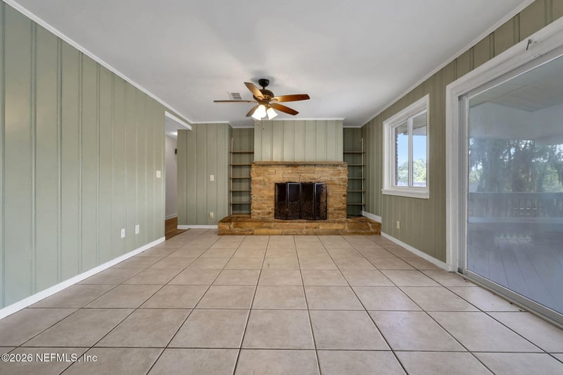 10121 Lakeview Rd, Jacksonville, FL 32225