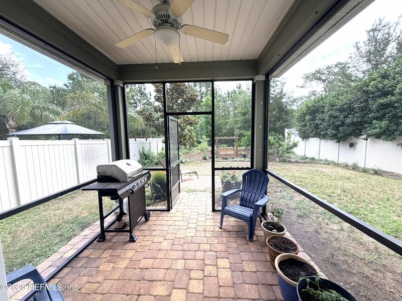2689 Fawn Point Dr, Jacksonville, FL 32225