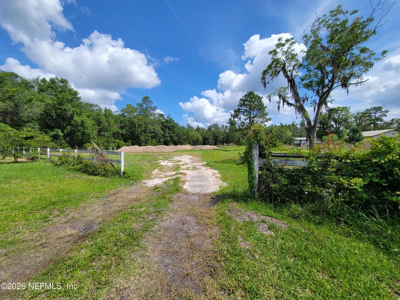 9th Ave, Lake Butler, FL 32054