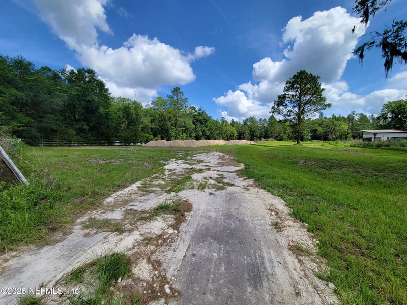 9th Ave, Lake Butler, FL 32054