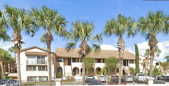 5375 Ortega Farms Blvd #805, Jacksonville, FL 32210
