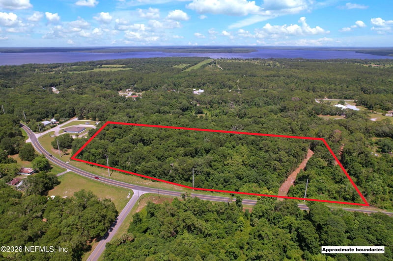 Old Highway 17, Crescent City, FL 32112