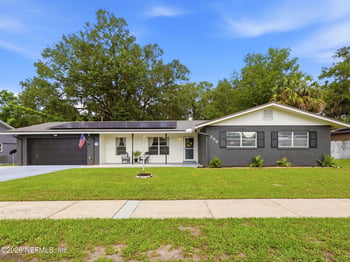 200 Mango Dr, Palatka, FL 32177