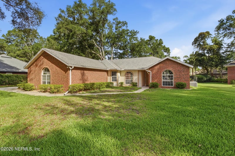 421 Chicopee Ct, Jacksonville, FL 32259