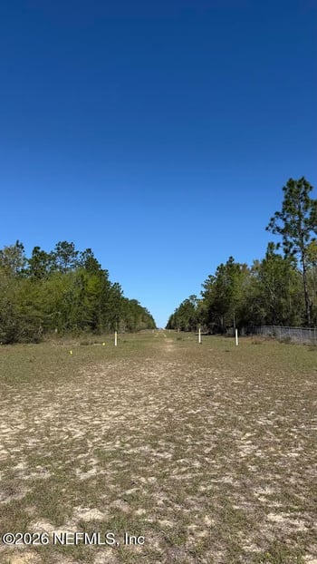Mulberry St, Interlachen, FL 32148