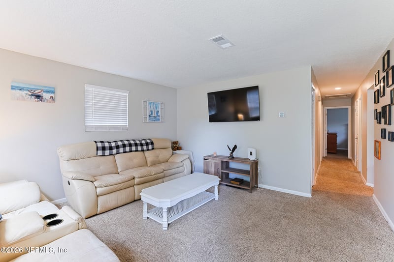 1014 Walnut St, Green Cove Springs, FL 32043