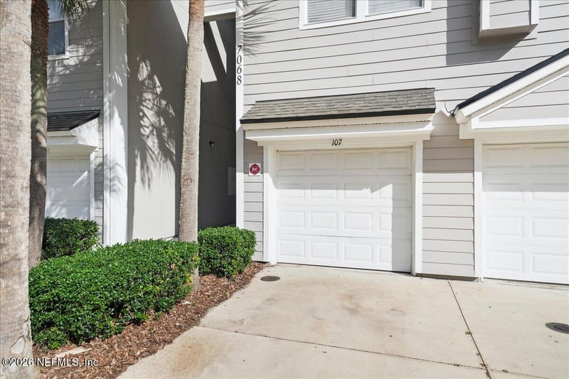 7068 Deer Lodge Cir #107, Jacksonville, FL 32256