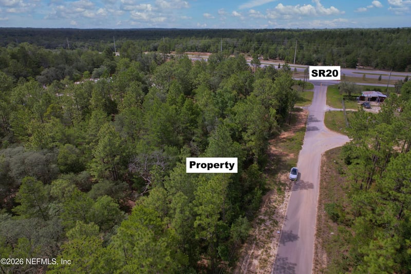 107 Paris St, Interlachen, FL 32148