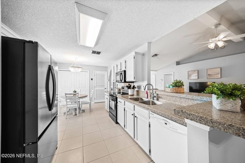 11579 Greenland Hideaway Dr, Jacksonville, FL 32258