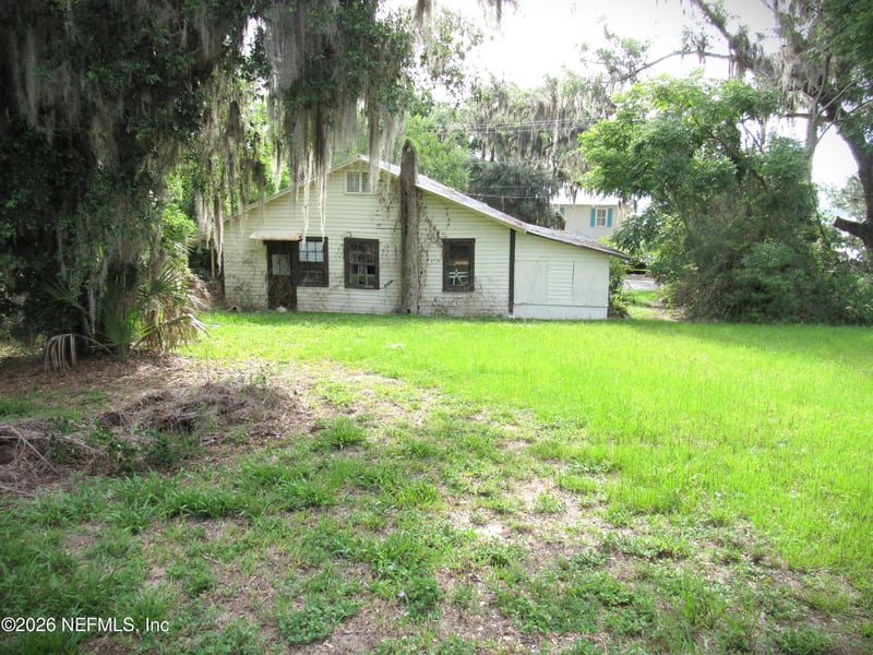 14 Lake St, Crescent City, FL 32112
