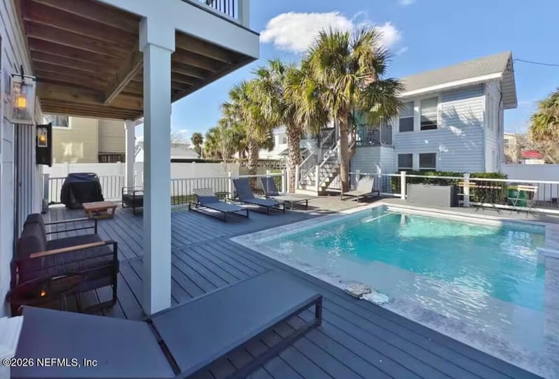 215-217 12th Ave, Jacksonville Beach, FL 32250