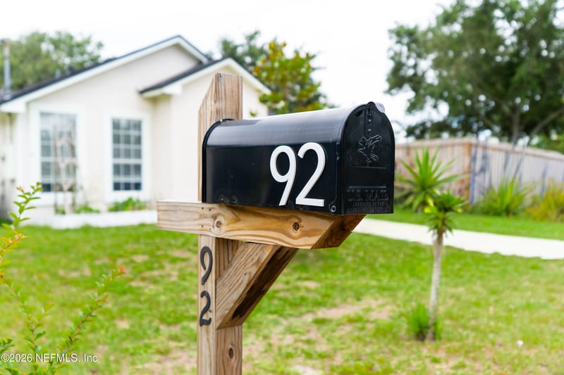92 13th St, Atlantic Beach, FL 32233