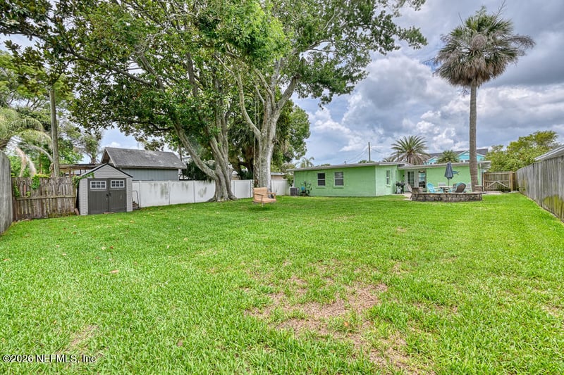 827 4th Ave, Jacksonville Beach, FL 32250