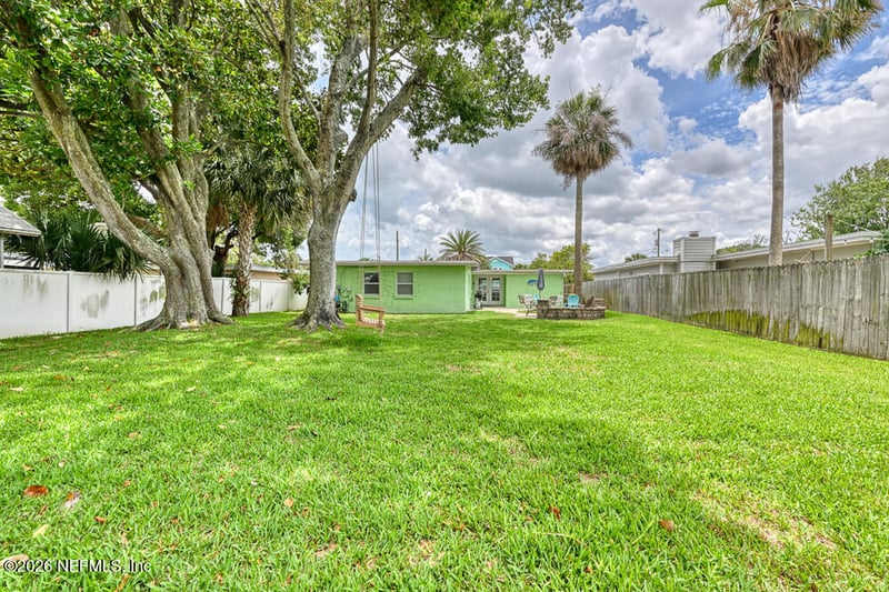 827 4th Ave, Jacksonville Beach, FL 32250