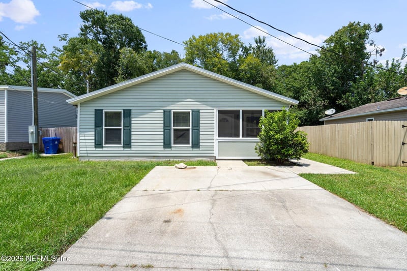 860 6th St, St Augustine, FL 32084
