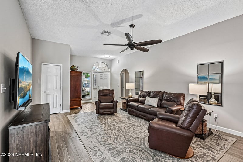 1472 Greenway Pl, Fleming Island, FL 32003
