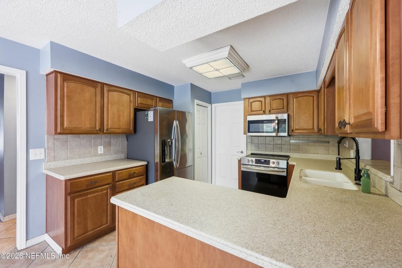 346 Foxridge Rd, Orange Park, FL 32065