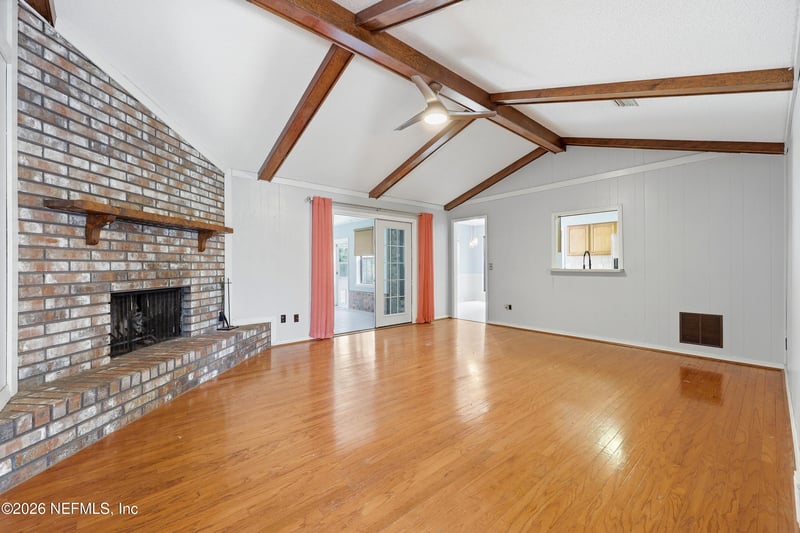 346 Foxridge Rd, Orange Park, FL 32065