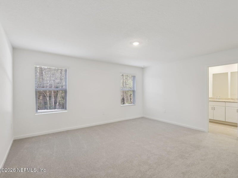 9832 Harper Village Cir, Jacksonville, FL 32219