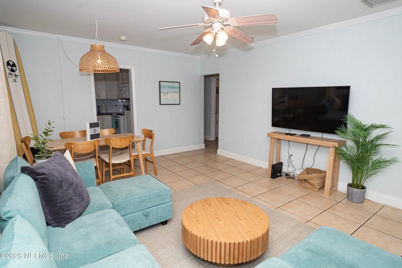 218 4th Ave, Jacksonville Beach, FL 32250