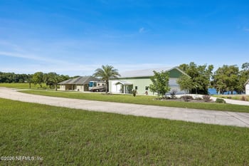 107 Eagles Nest Ln, Crescent City, FL 32112