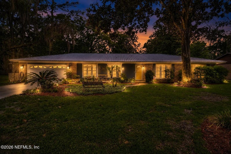 2432 Lakeview Dr, Orange Park, FL 32073