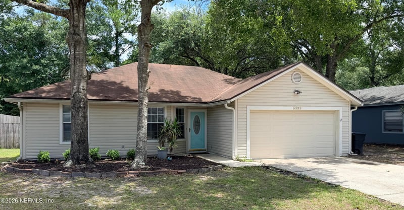 6999 Huntington Woods Cir, Jacksonville, FL 32244