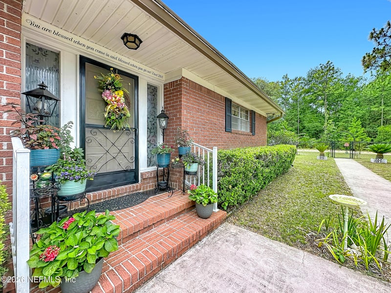 110 Patch St, Interlachen, FL 32148