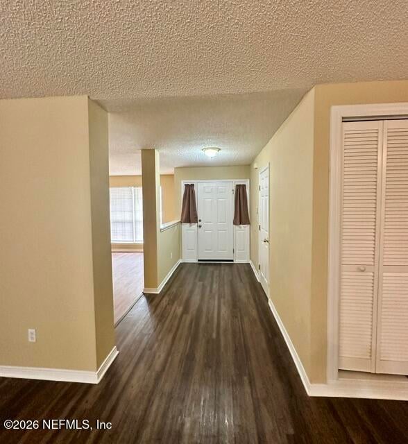 1301 Mcgrits Creek Dr, Jacksonville, FL 32221