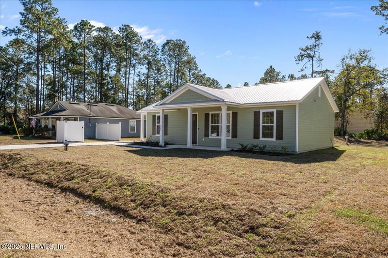 543 Palmetto Bluff Rd, Palatka, FL 32177