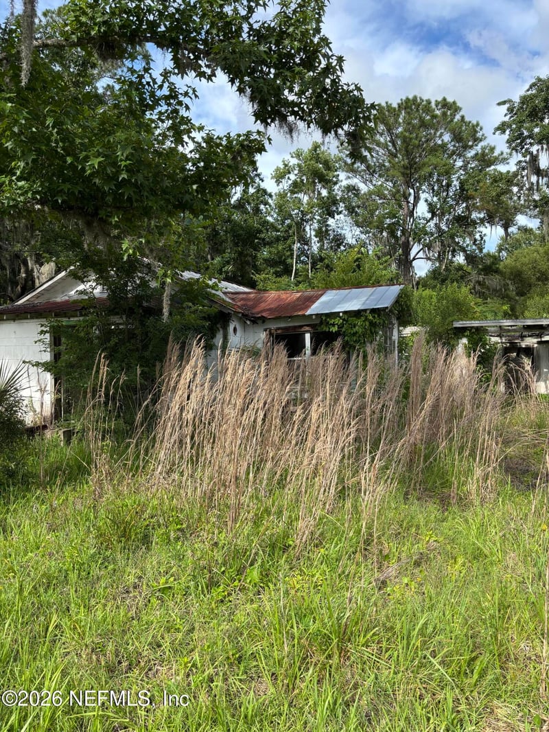 224 Louis Broer Rd, East Palatka, FL 32131