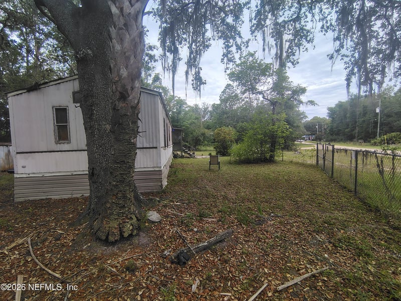 109 Arrowhead Dr, Interlachen, FL 32148