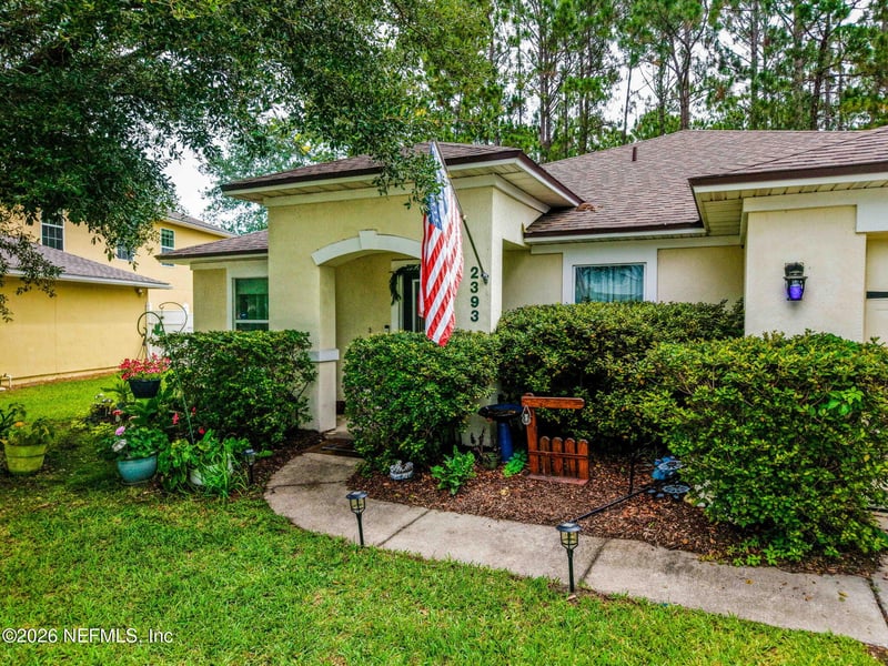 2393 Rusty Lakes Ln, Jacksonville, FL 32221