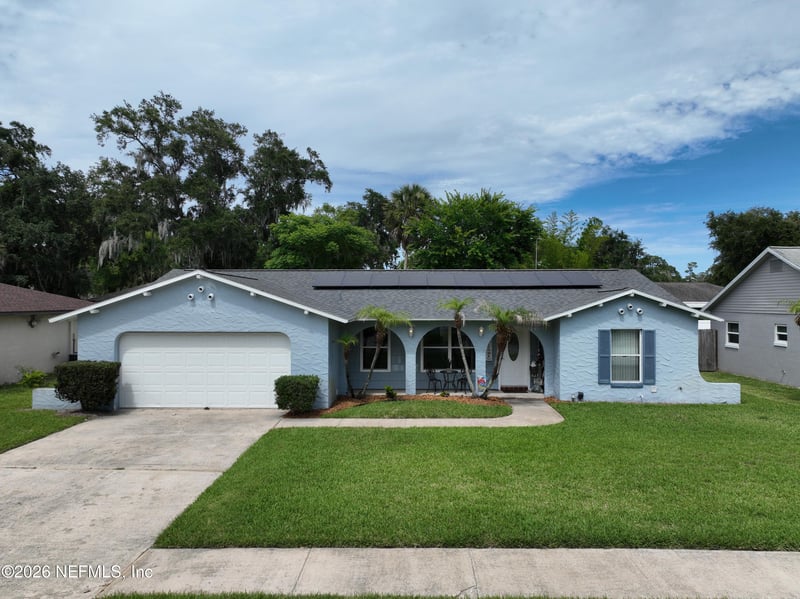 2937 Gaslight Dr, South Daytona, FL 32119