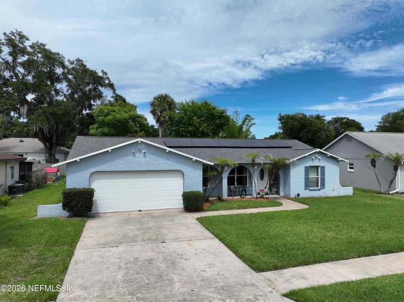 2937 Gaslight Dr, South Daytona, FL 32119