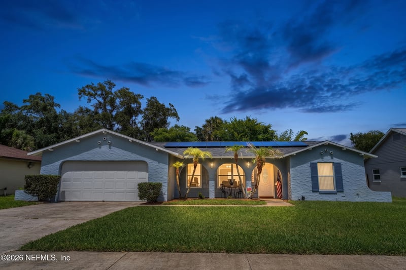 2937 Gaslight Dr, South Daytona, FL 32119
