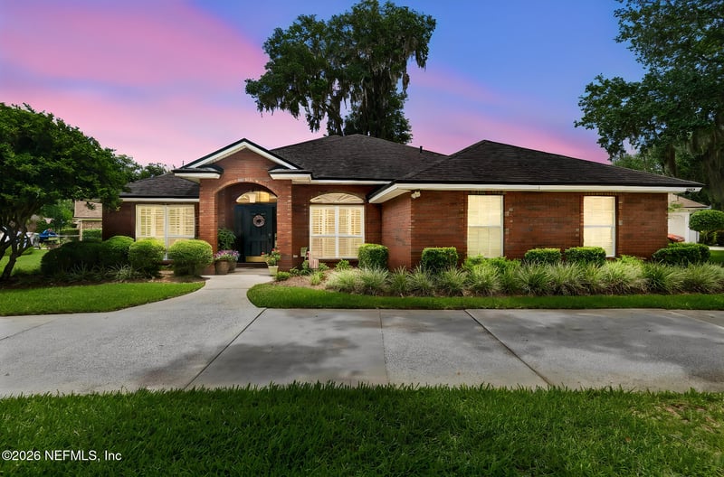 1753 Rising Oaks Dr, Jacksonville, FL 32223
