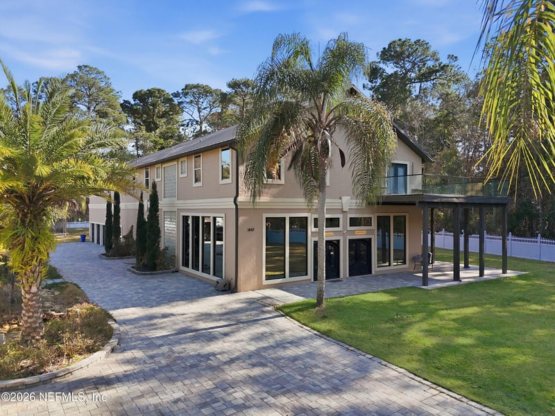 1450 Wentworth Ave, St Johns, FL 32259