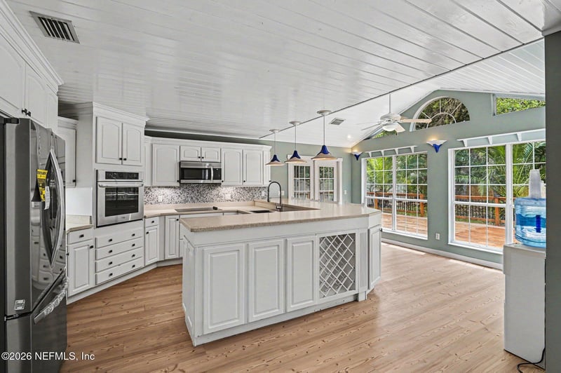 34 Bristol Dr, Palm Coast, FL 32137